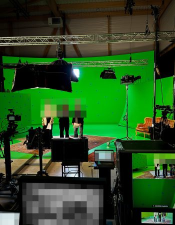 sparkstudios_vert_004